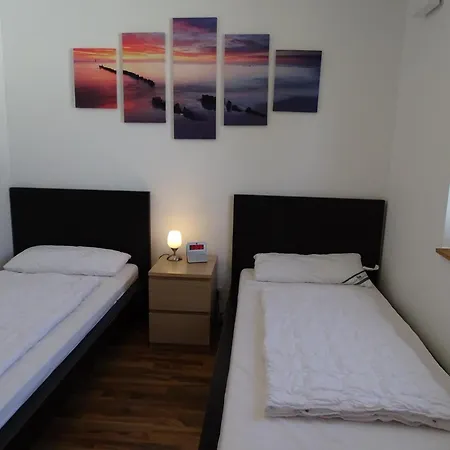 Wattwurm Holiday home Dornumersiel